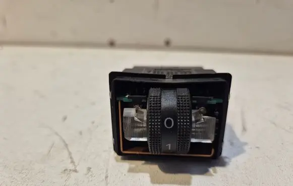 Audi A6 S6 C6 4F Headlight level height control switch 8E0963563 4E0963563A
