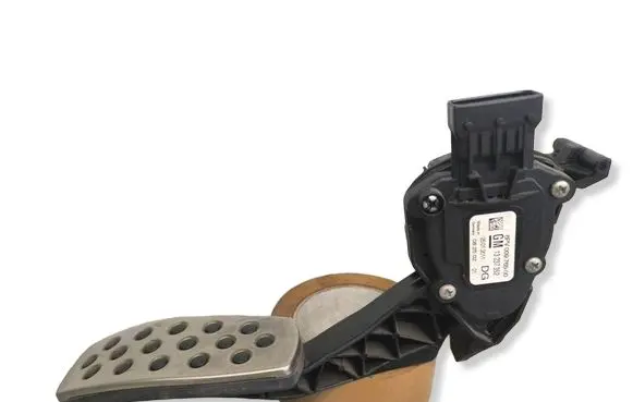 Opel Insignia A Accelerator throttle pedal 13237352 6PV00976500 25012011