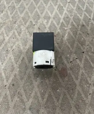 Seat Alhambra (Mk1) Ignition lock contact 7M0905865B 95VW11572AC