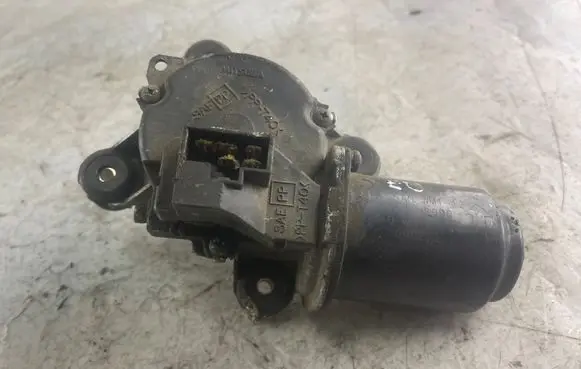 Nissan Patrol Y61 Wiper motor 28810vb000 040wm21225