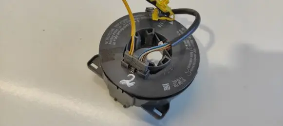 Opel Zafira A Airbag slip ring squib (SRS ring) 90588758 1610662