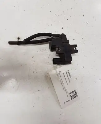 Toyota RAV 4 (XA30) Vacuum valve 258190R011
