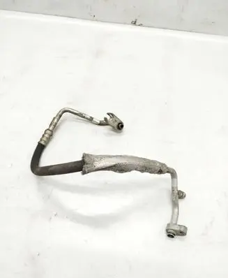 Air conditioning (A/C) pipe/hose