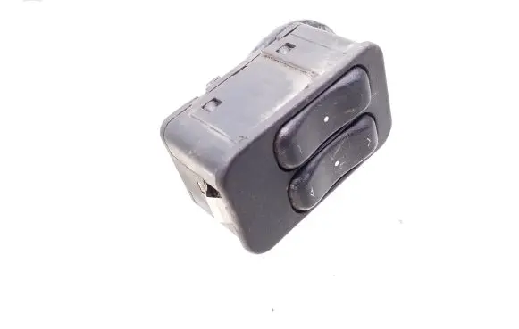 Opel Zafira A Electric window control switch 90561088 13363201