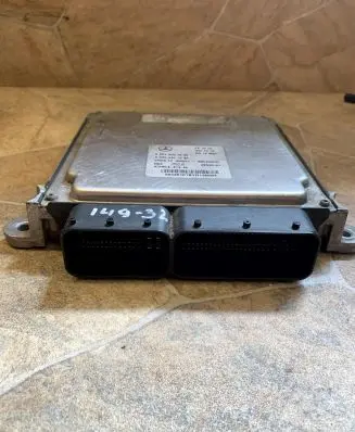 Mercedes-Benz C W204 Engine control unit/module A6519007500