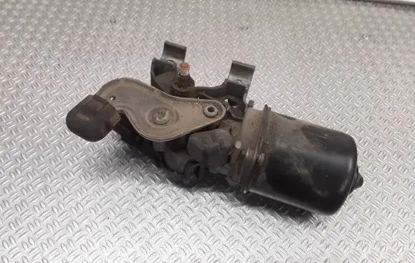 Renault Clio III Wiper motor 8200268931
