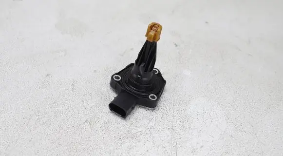 BMW 3 F30 F35 F31 Oil level sensor 8608779 6PR010497