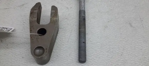 Mercedes-Benz B W246 W242 Fuel Injector clamp holder A6510160433