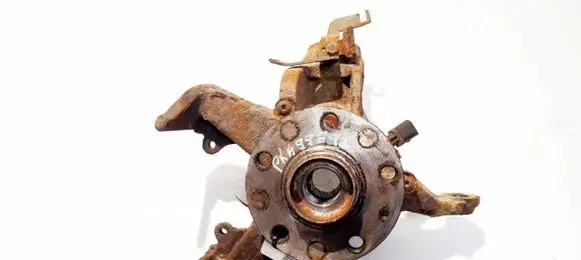 Skoda Octavia Mk2 (1Z) Front wheel hub