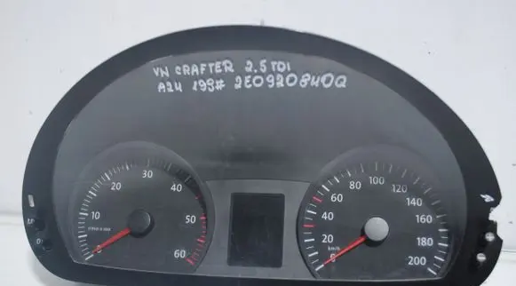 Volkswagen Crafter Speedometer (instrument cluster) 2E0920840Q