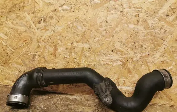 Audi A3 S3 8P Intercooler hose/pipe 3C0145770B 3C0145762AM