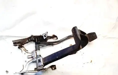 Opel Meriva A Clutch pedal 