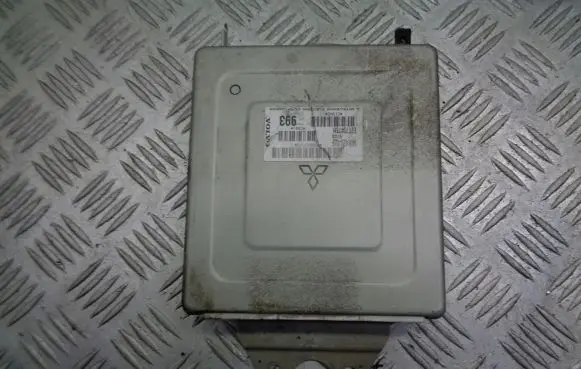Volvo S40, V40 Engine control unit/module ECU MR420429