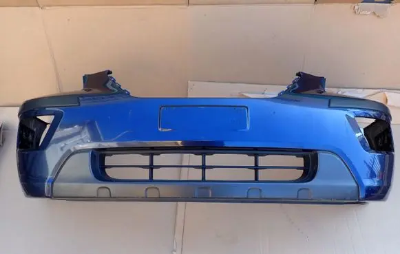 KIA Carens II Front bumper