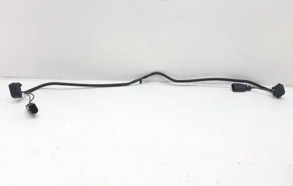 Skoda Kamiq Windshield washer spray nozzle 