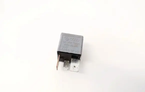 Audi A3 S3 8L Other relay 191906383c v23134-b55-x216