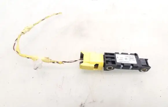 Volkswagen Phaeton Airbag deployment crash/impact sensor 4B0959643C