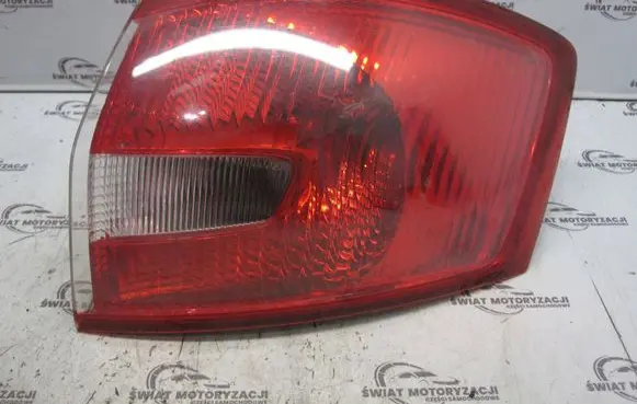 Rear/tail lights