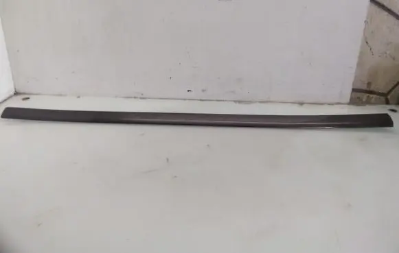 Audi A3 S3 8P Front door trim (molding) 8P4853954