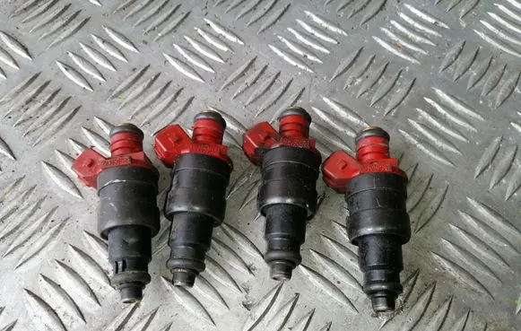 Fuel injectors set