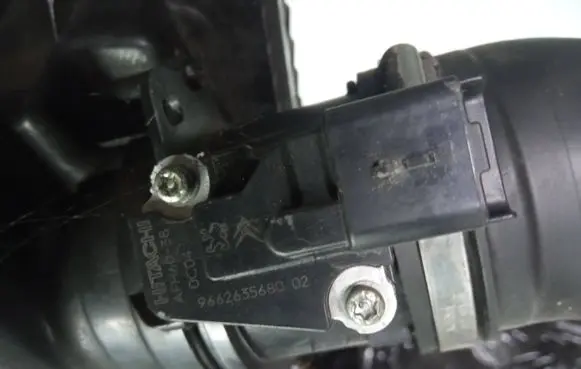 Citroen C6 Mass air flow meter 966263568002