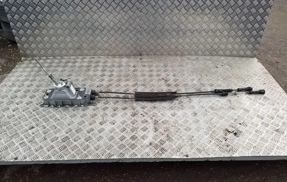 Audi Q3 8U Gear shifter/selector 5N0711049T 1K0711061B 7N0711265A