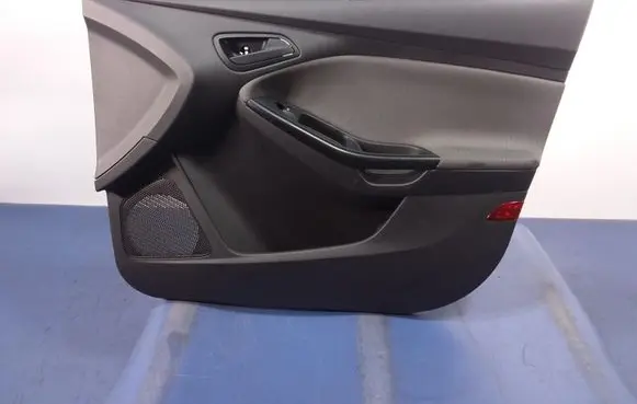 Ford Focus Door card panel trim set 