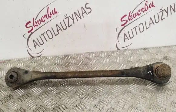 Rear control arm