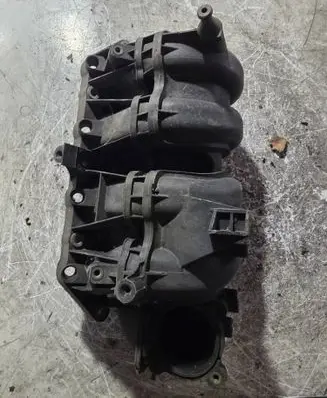 Volkswagen Polo III 6N 6N2 6NF Intake manifold 036129711BR