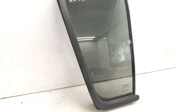 Nissan Pathfinder R51 Rear vent window glass 82272EB305 43R004535 AS3