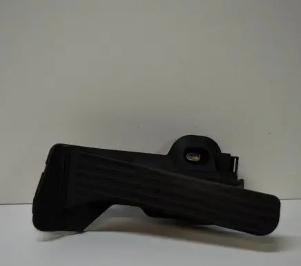 Volkswagen PASSAT B7 Accelerator throttle pedal 1K2721503T