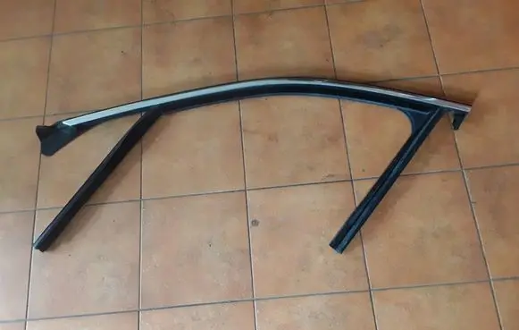Alfa Romeo Giulia Door glass rail 50545062