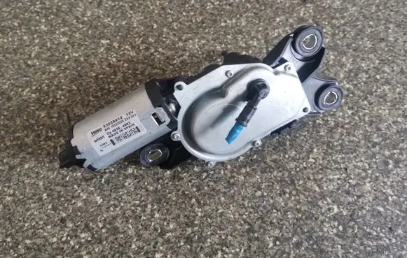 Smart ForTwo II Rear window wiper motor A4518200008 53028912