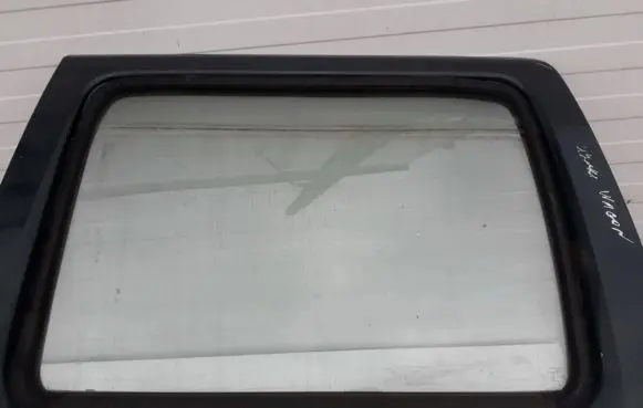 Mitsubishi Space Wagon Rear door window glass