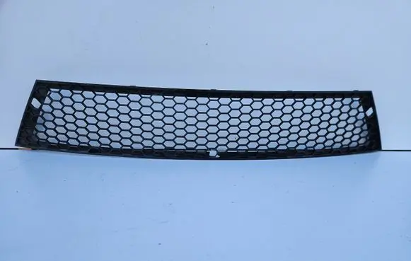 Seat Ibiza III (6L) Front bumper lower grill 6L6853667