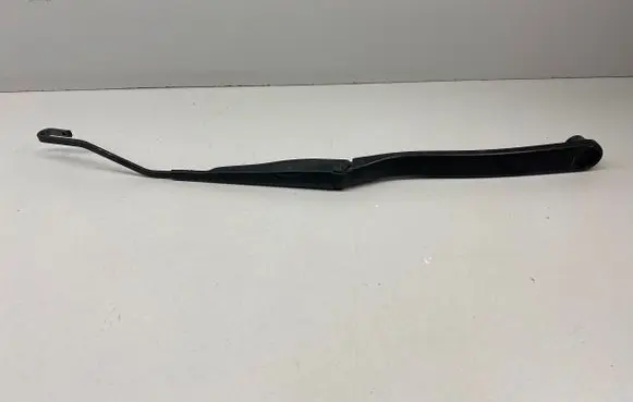 Nissan Juke I F15 Front wiper blade arm W000014866