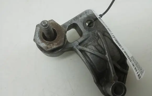 Mercedes-Benz CLS C219 Sway bar bush bracket, front A2113231226