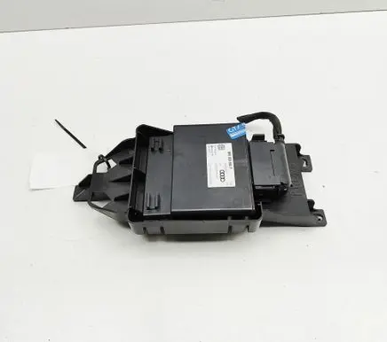 Audi A6 S6 C7 4G Voltage converter/converter module 8K0959663F