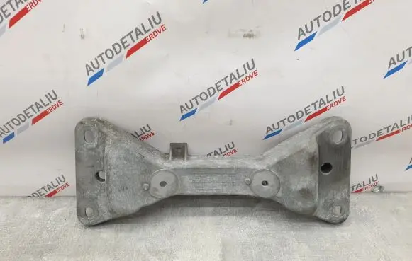 BMW 4 F32 F33 Gearbox mounting bracket 6796609 22316796609