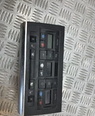 Audi A4 S4 B6 8E 8H Climate control unit 8E0820043A