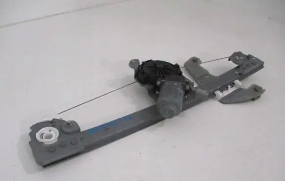 Peugeot 107 Front door window regulator with motor 118670RH