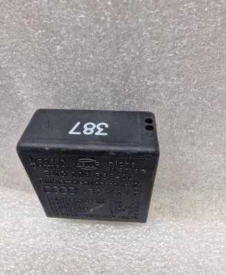 Audi A8 S8 D2 4D Other relay 4B0919471 5KG00656804