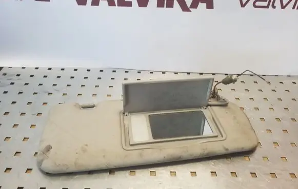 Mitsubishi Grandis Sun visor
