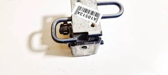 Volkswagen Polo IV 9N3 Rear door lower hinge 6q4833412a