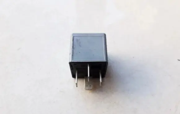 Audi A4 S4 B5 8D Other relay 8D0951253A