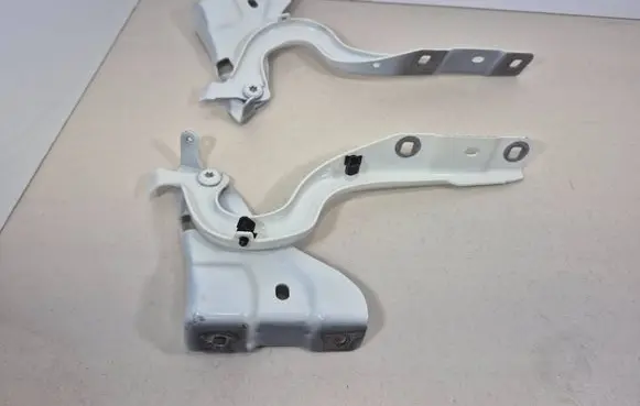 Mercedes-Benz B W246 W242 Engine bonnet/hood hinges A2468800328 A2468800428