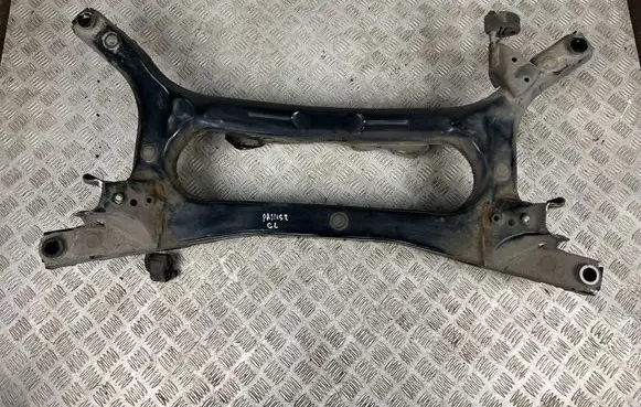 Toyota Prius (XW50) Rear subframe 01173202011
