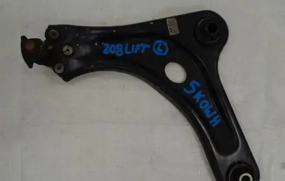 Peugeot 208 Front control arm