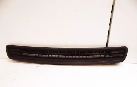 Nissan Qashqai Wiper trim 68745JD000