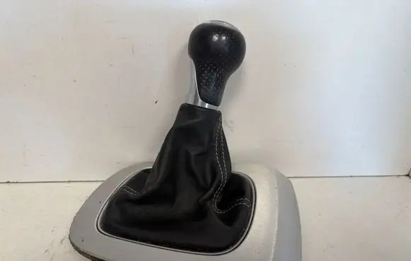 Audi Q3 8U Gear lever shifter trim leather/knob 8U0864261AF